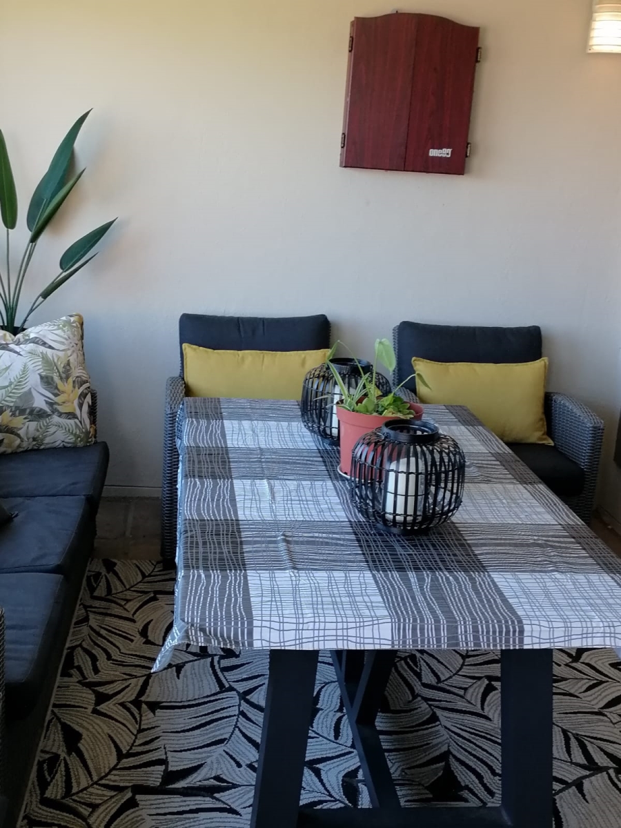 3 Bedroom Property for Sale in Heldervue Western Cape